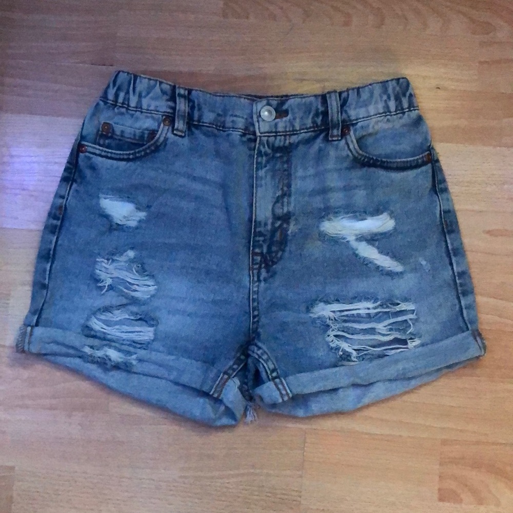 blue notes 90s mom short